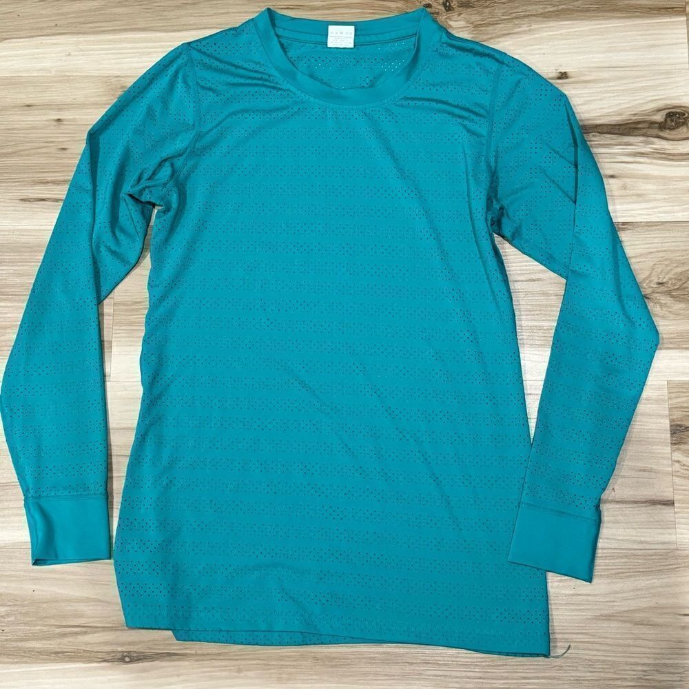 Zyia Active Chill Long Sleeve Laser Cut Perforated Shirt Women’s Medium - Picture 2 of 4